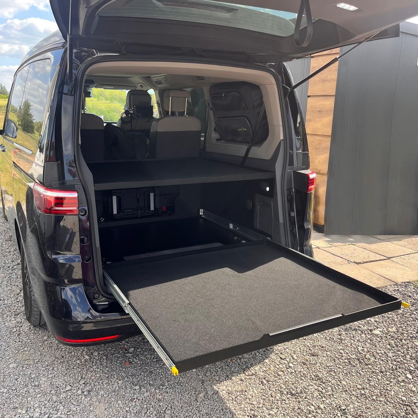  Turystyczna zabudowa do auta 